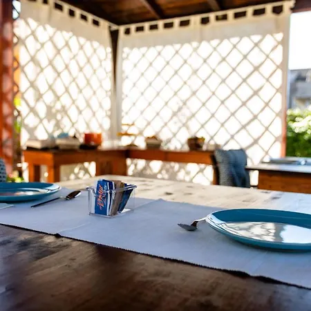 La Gialla Bed and Breakfast